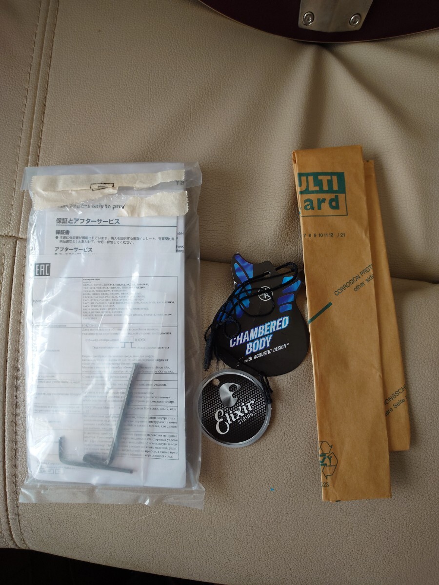 ヤマハ YAMAHA REVSTAR RSS02T エレキギター _画像9