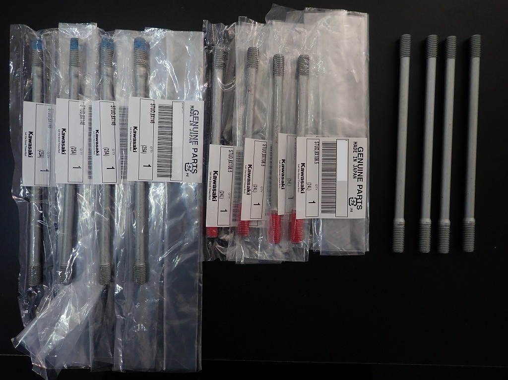 【新品】Z400FX Z500FX Z550FX 用 シリンダースタッドボルトセット 特別製造品 １台分 検）リプロ クランク スタッド スタット 92004-1018_画像1