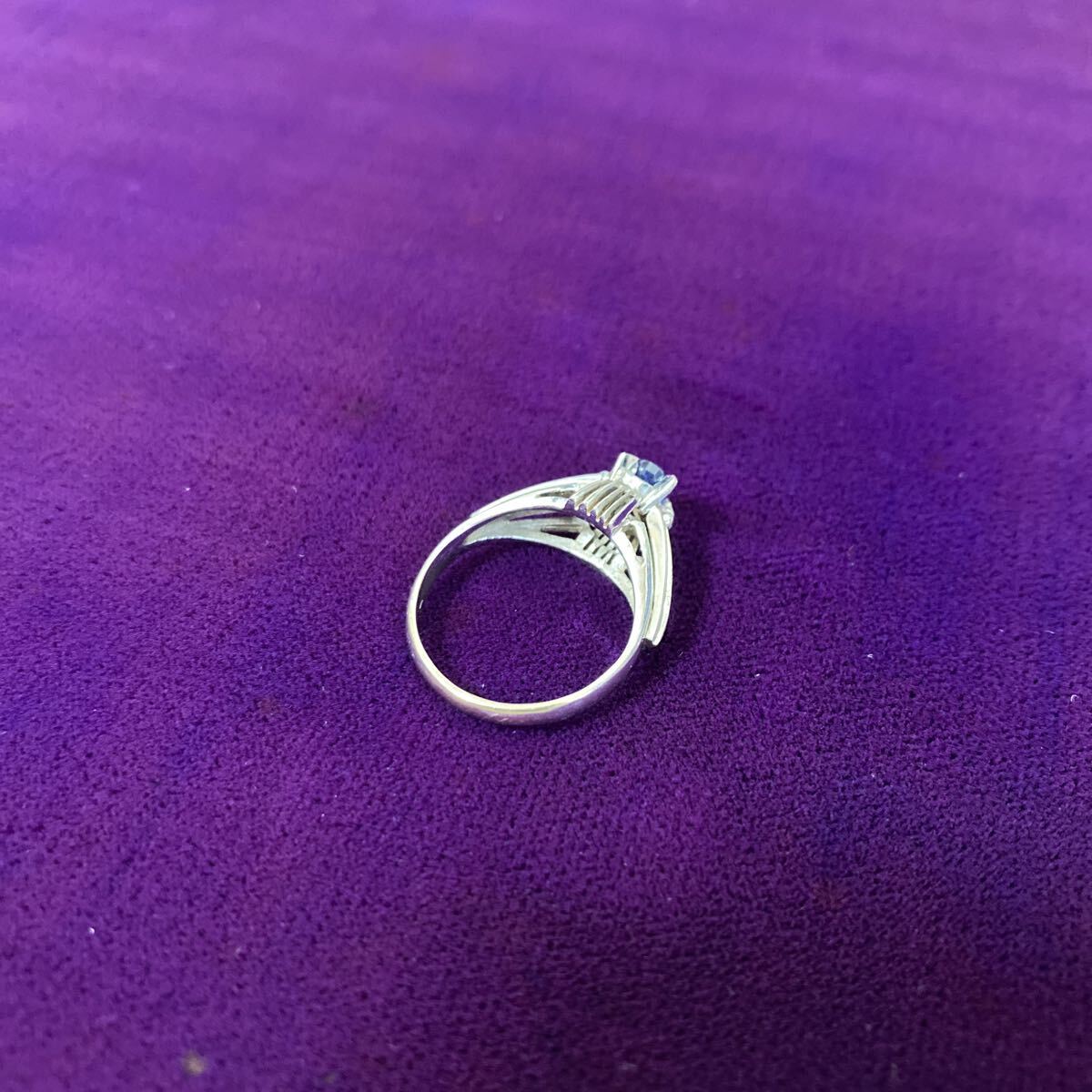 (O) K14WG 14金ホワイトゴールド 指輪 リング 総重量約2.52g 刻印あり うぶだし うぶ_画像3