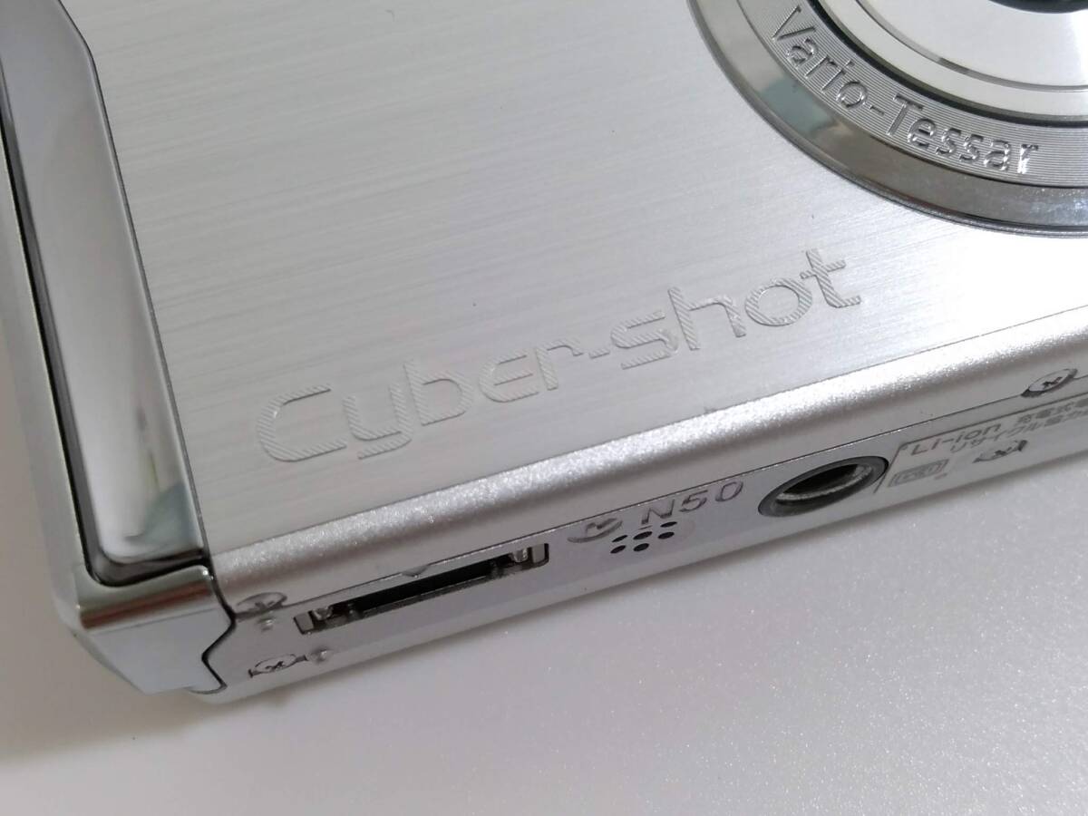 SONY ソニー Cyber-shot サイバーショット コンパクトデジタルカメラ DSC-W80/シルバー/デジカメ/約5.5×9×2.2cm/720万画素/02SH111001_画像3