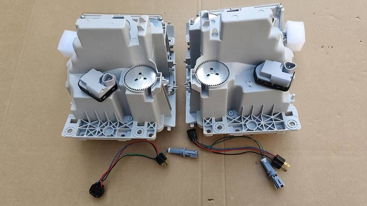 いすゞ 07 エルフ ハイキャブ ワイドキャブ 純正タイプ LED プロジェクター ヘッドライト 左右セット 新品 社外品 デイライト トラック_画像2