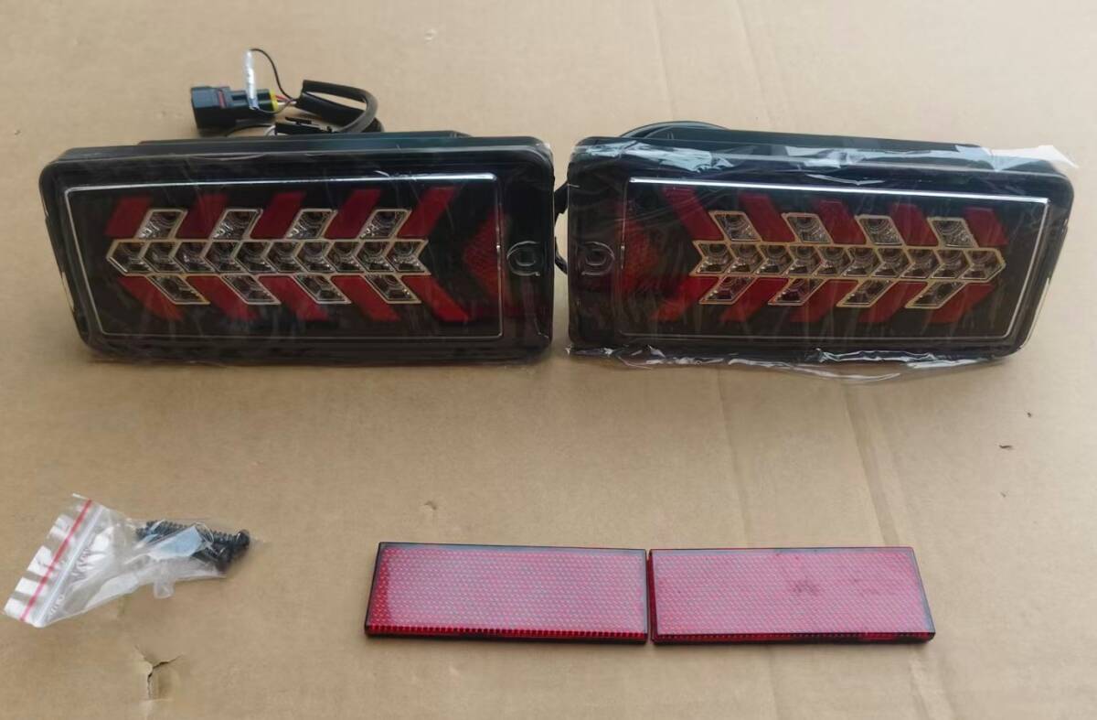 LEDテールランプ 左右セット 新商品 LEDテールランプ 左右セット ダイハツ S500系後期 2021.12～ ハイゼットトラック sto198_画像1