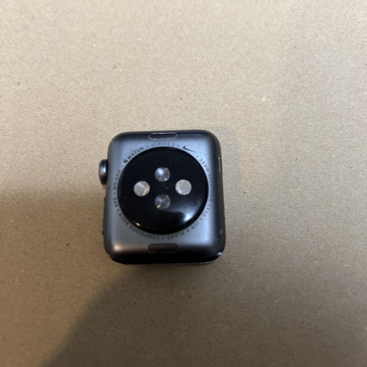 Apple Watch Series 3 38mm バッテリー最大94%_画像2