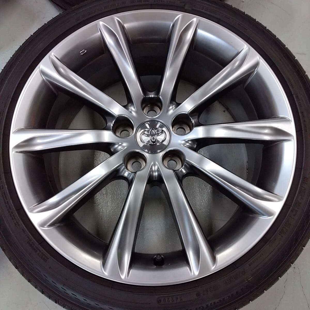 ★トヨタ 130系 マークX 350S・プレミアム 中期 純正 ハイグロス★クラウン アルファード エスティマ プリウスα 新品サマータイヤ_画像7
