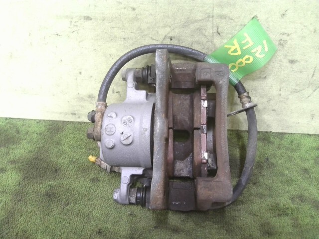 プリウス DAA-ZVW50 右Fキャリパー 2ZR-FXE 070 47730-47060 中古_画像1