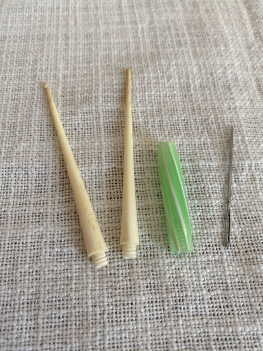昭和レトロ　スキー　編針　３色　6本セット　4本は針入り　キャンディ色　プラスチック_画像9