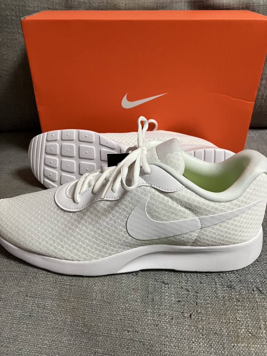 NIKE タンジュン イージーオン 30.0㌢ ホワイト新品 ★決算セール★_画像2