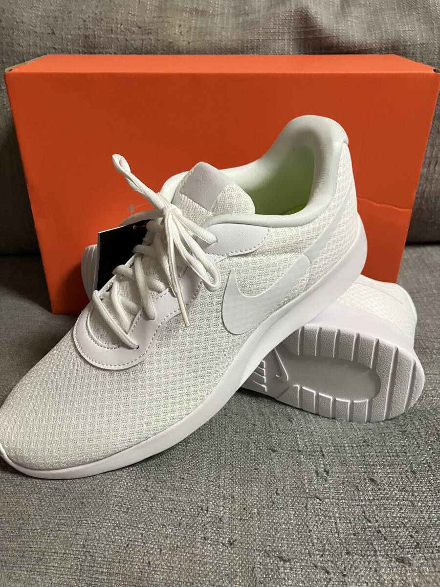 NIKE タンジュン イージーオン 30.0㌢ ホワイト新品 ★決算セール★、_画像3