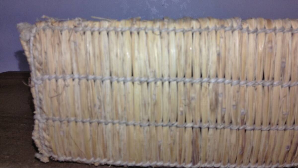 【時代屋】会津背負いカゴ　天然素材　山菜採り用　ワラビ　ゼンマイ　リメイク材　手提げ作り　(199)_画像4