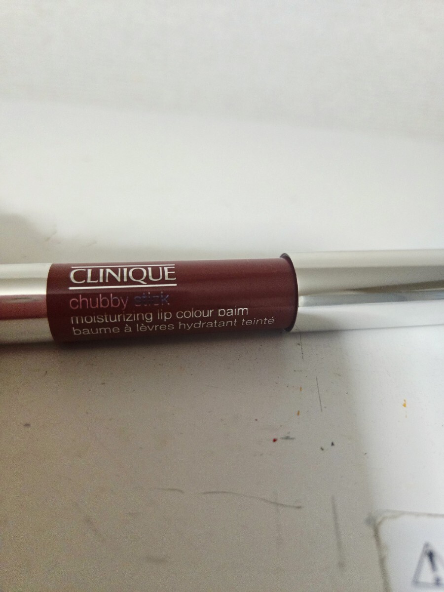 クリニーク チャビースティック モイスチャライジングリップカラーバーム 26ボールデストブロンズ ヌーディー 4400円 セレブ 未使用_画像3