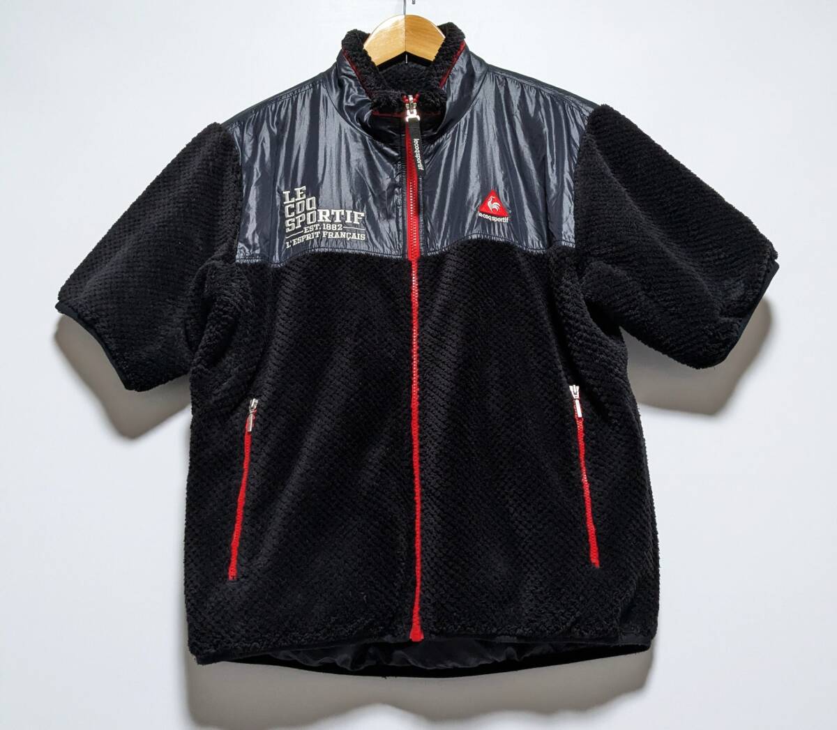 美品 使用数回のみ ルコックゴルフ 秋冬 リバーシブル 半袖ブルゾン シャギーフリースジャケット 半袖ジャケット 黒 メンズM_画像1