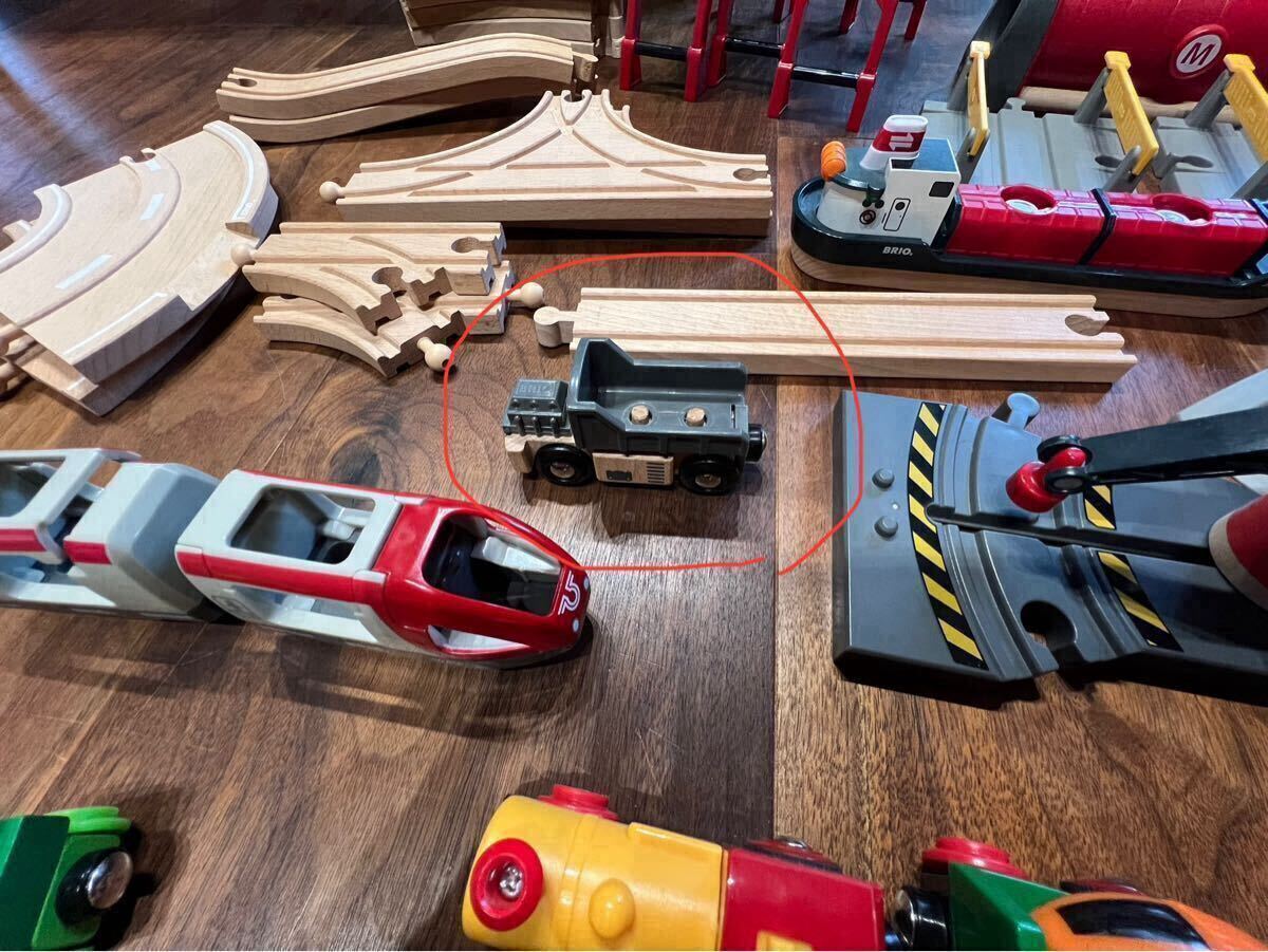 ブリオ　brio レール&ロード　デラックスセット＋バッテリーパワーアクショントレイン＋マテル社電動トーマス_画像4