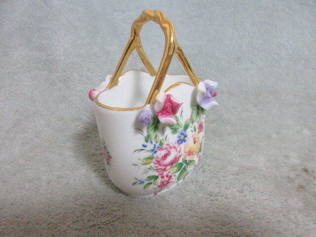 ●美品●ROYAL ARDEN Mrs OLIVIA●ロイヤルアーデン ミスオリビア バッグ型 小物入れ●バラモチーフ_画像5