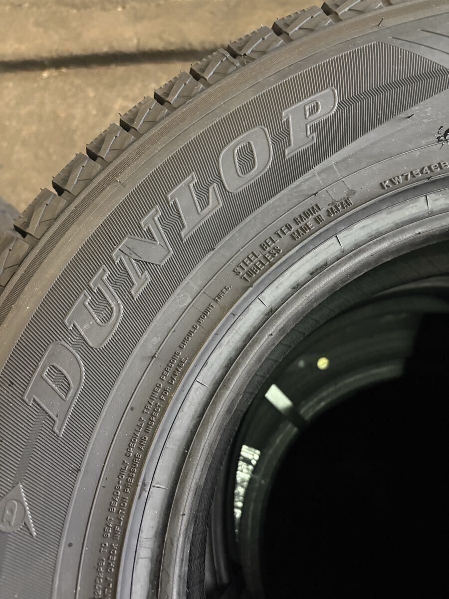 195/80R15 96Q ダンロップ SJ8+ ウインターマックス SJ8 プラス WINTER MAXX DUNLOP スタッドレスタイヤ　4本_画像4