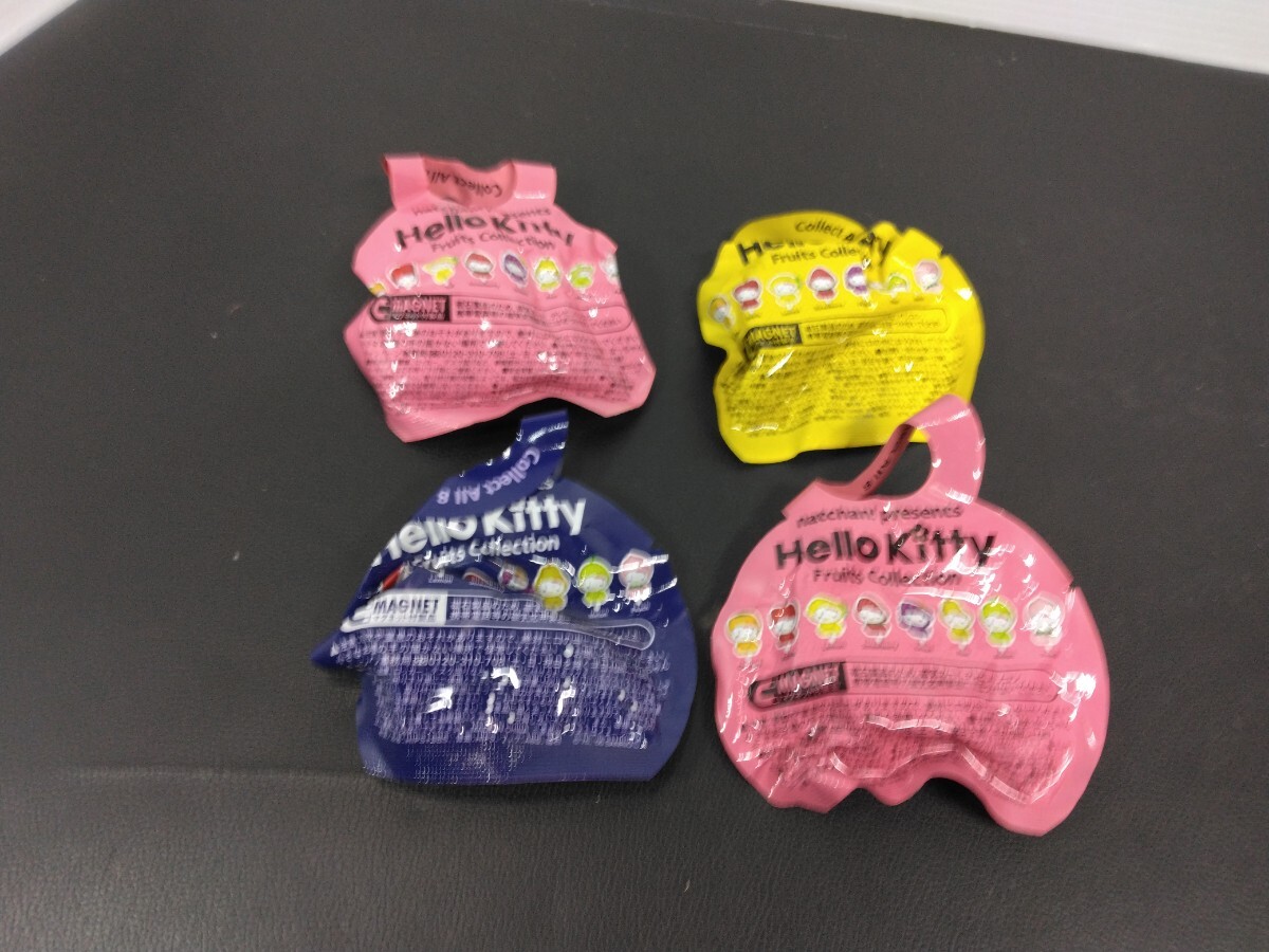 U ハローキティ　マグネットフック 未開封品　natchan!presents HelloKitty fruits collection　ノベルティ　おもちゃ　キャラクター_画像6