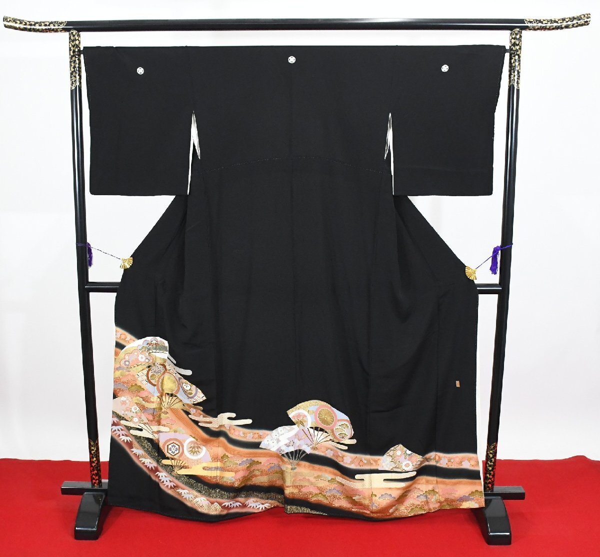 黒留袖 結婚式 金彩 扇 扇子 老松 身丈158cm 裄丈67cm ★着物 e-1447 桜庭呉服店_画像1