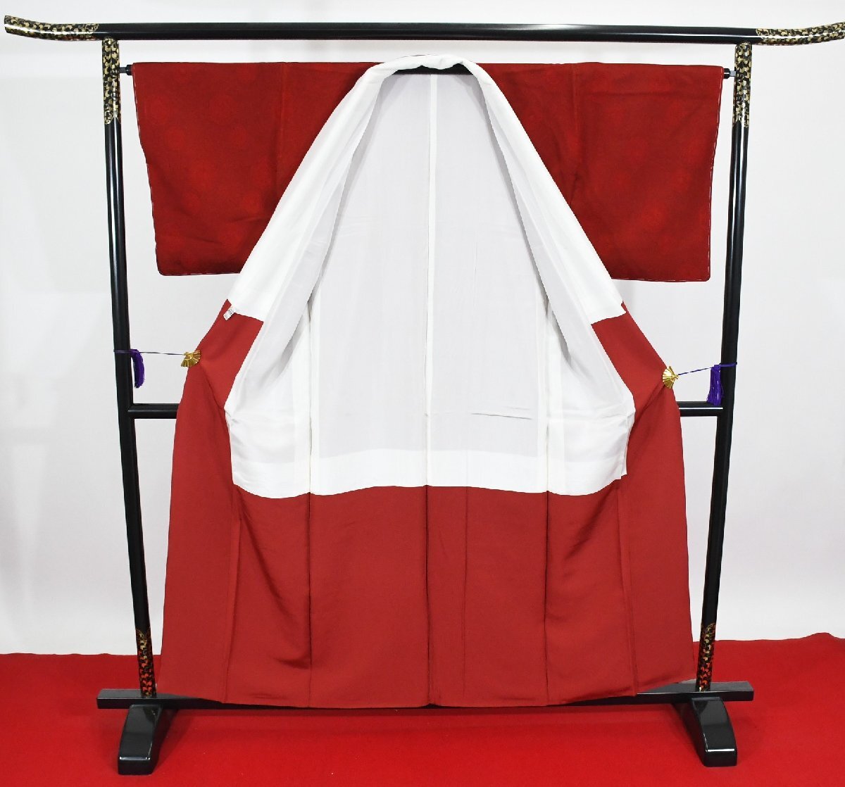 色無地 ますいわ屋 パーティー 柘榴色 赤 鏡文様 披露宴 お茶会 身丈151cm 裄丈65cm ★着物 ia-1218 桜庭呉服店_画像9