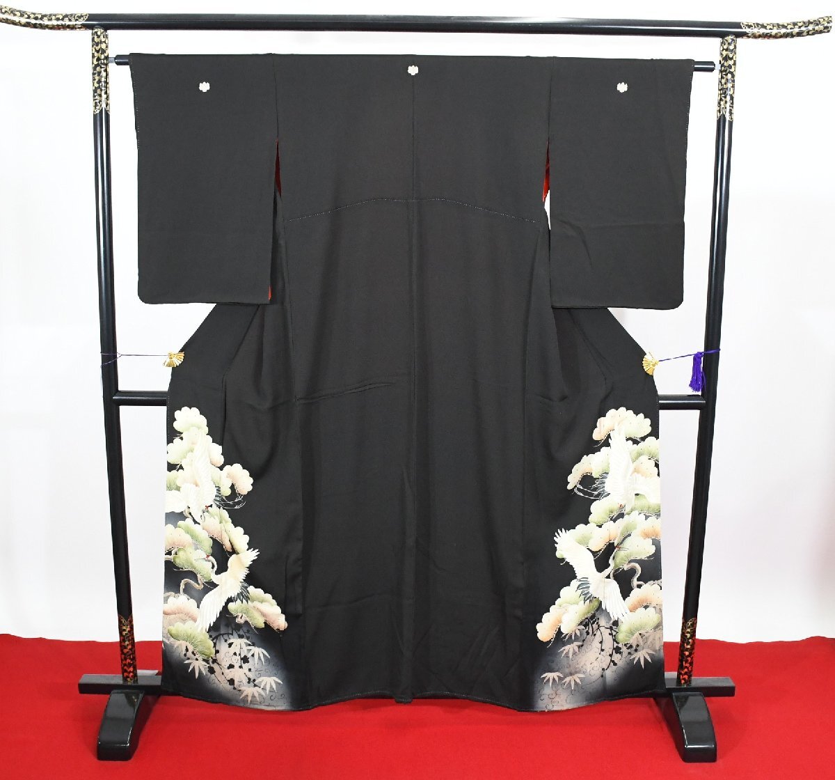 黒留袖 結婚式 アンティーク 松竹梅 ちりめん 身丈１５４cm 裄丈６４cm ★着物 e-１４９９ 桜庭呉服店_画像1