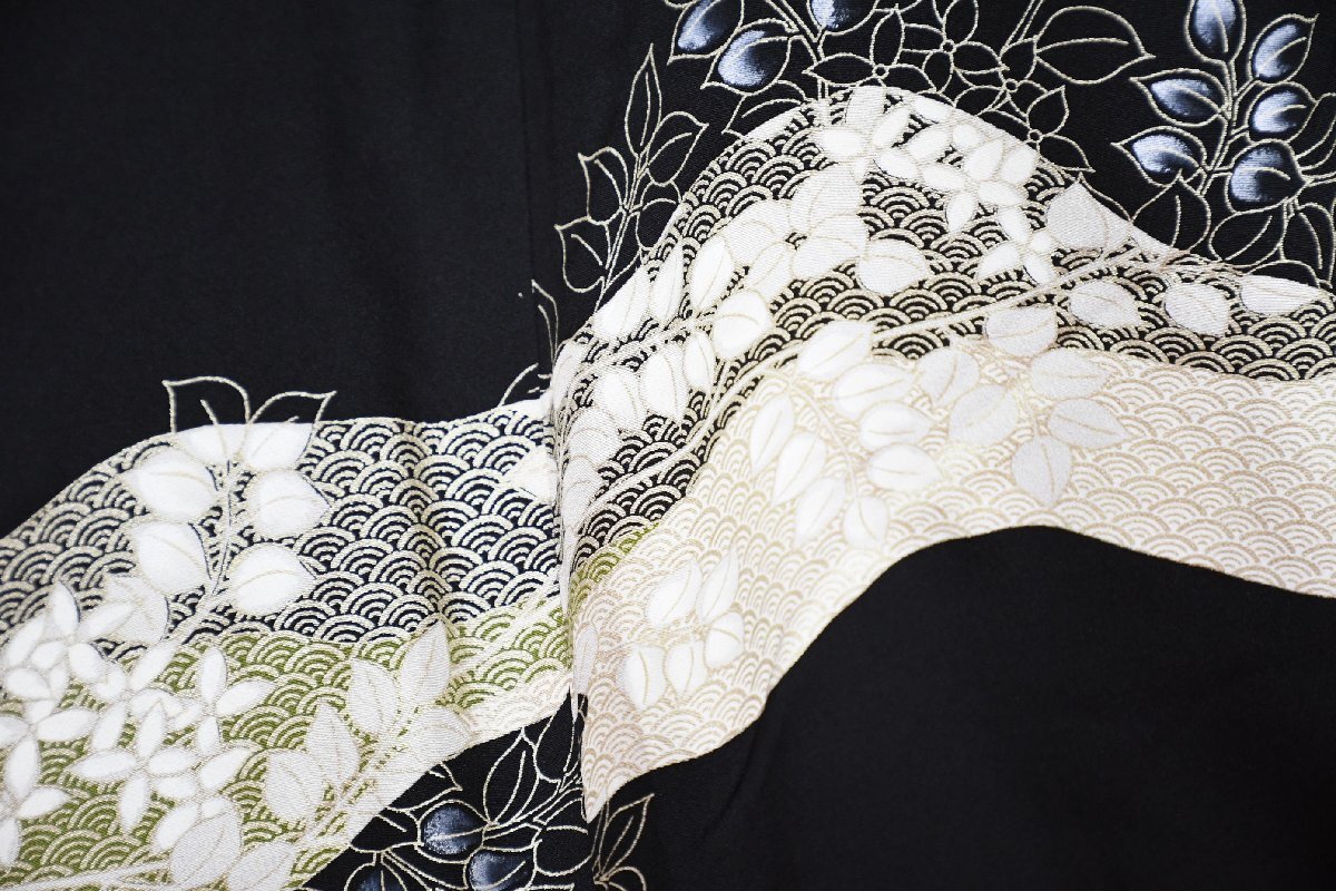 黒留袖 結婚式 白 草文様 身丈152cm 裄丈63cm ★着物 e-1462 桜庭呉服店_画像6