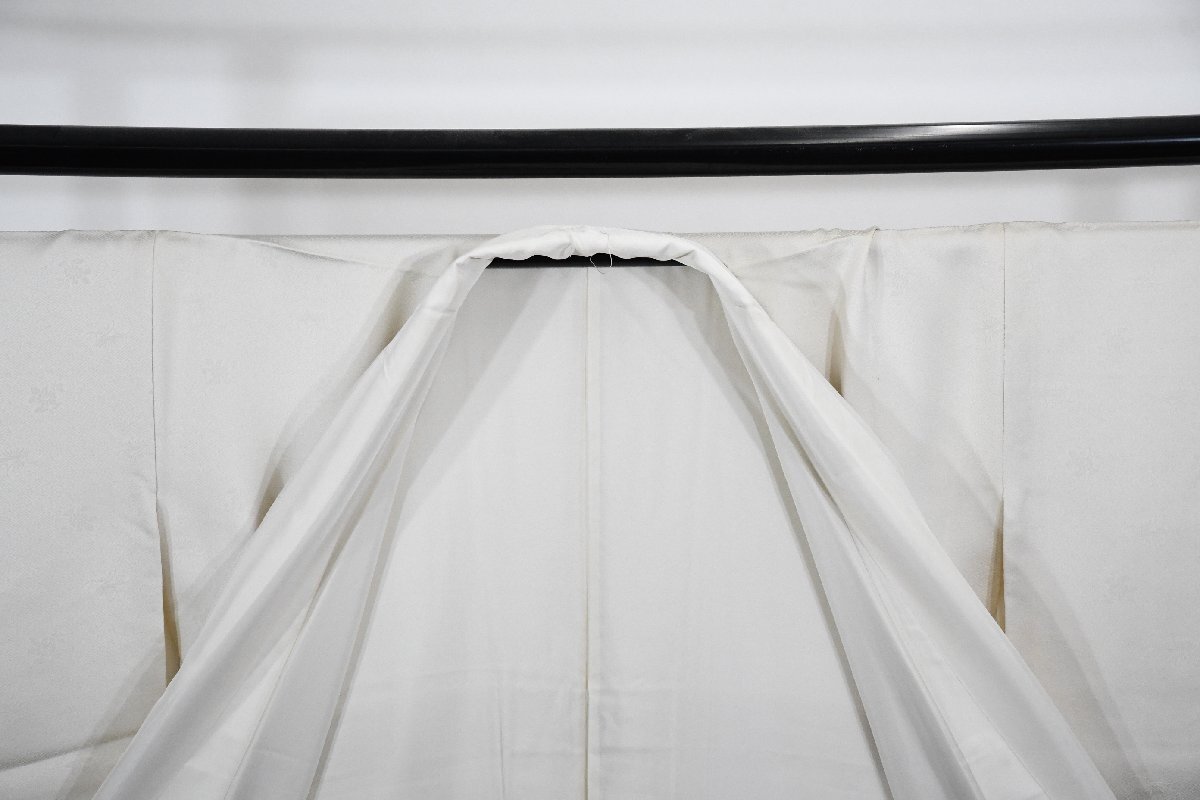 色留袖 家紋 結婚式 金彩 城 風景 花 身丈163cm 裄丈66cm ★着物ｔ-2404 桜庭呉服店_画像9