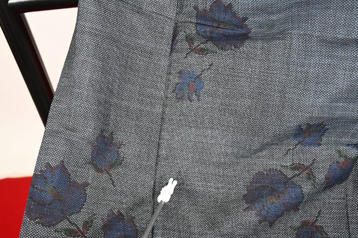 大島紬 本場奄美大島 正絹 つむぎ 蒼薔薇 夢がかなう 喝采 身丈149cm 裄丈63cm ★着物 pb-3877 桜庭呉服店_画像6