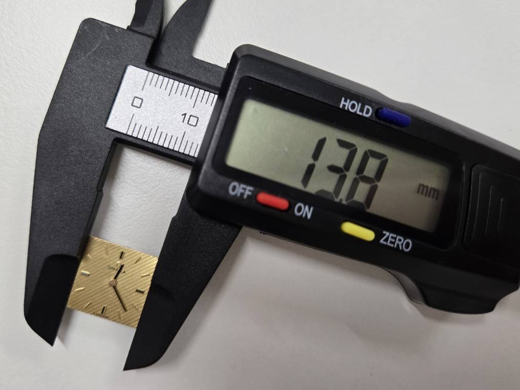 842 OMEGA オメガ cal.580 手巻き式 レディース 文字盤付き　ムーブ パーツ ムーブメント 可動 現状品_画像7