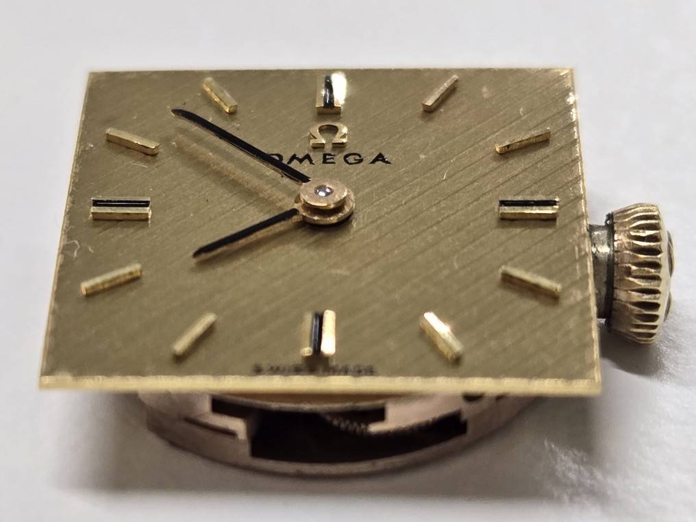 842 OMEGA オメガ cal.580 手巻き式 レディース 文字盤付き　ムーブ パーツ ムーブメント 可動 現状品_画像5