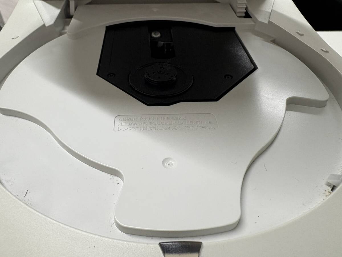 873 SEGA セガ ドリームキャスト HKT-3000 本体 ゲーム機 動作未確認 保管現状品_画像5