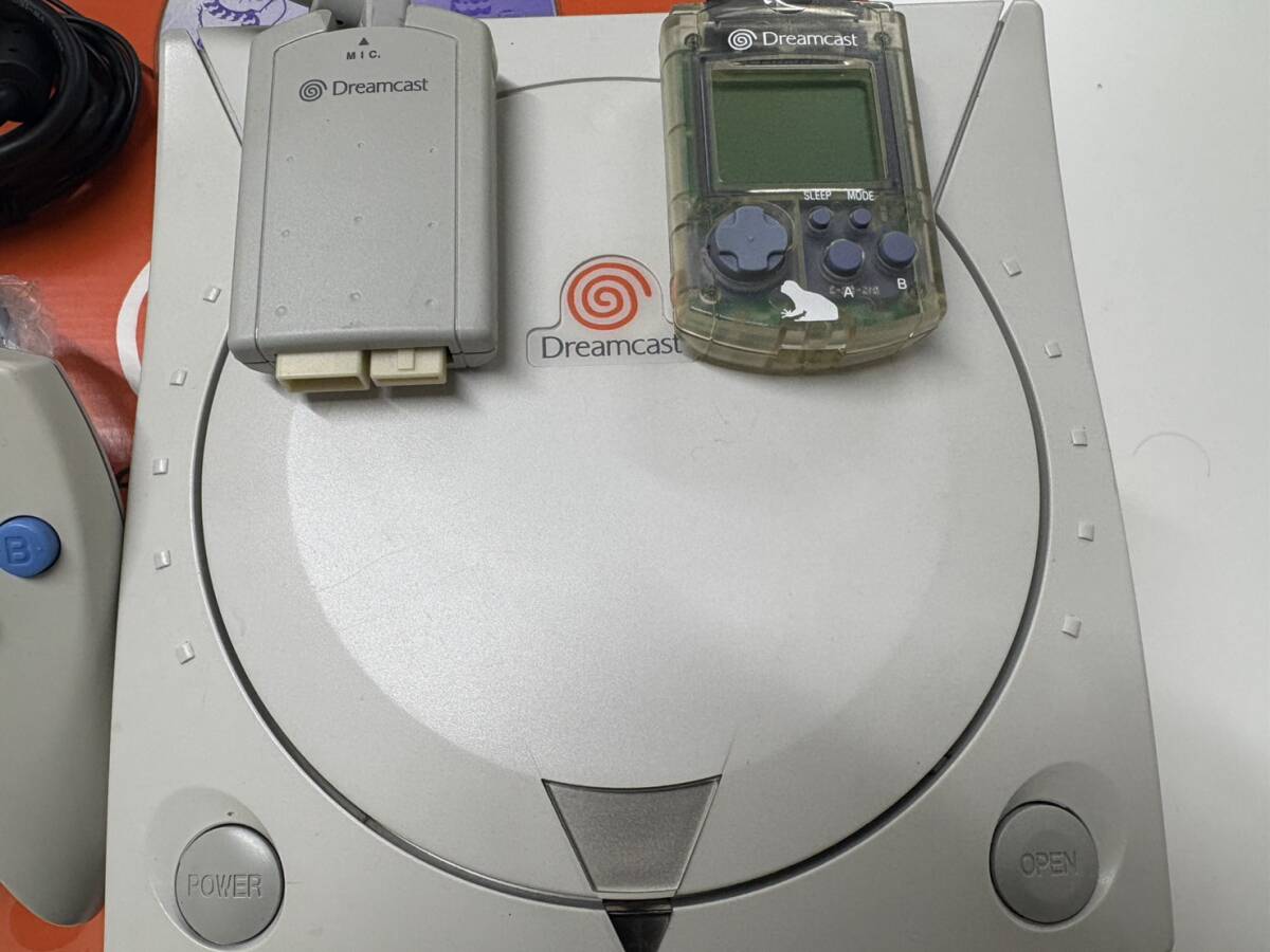 873 SEGA セガ ドリームキャスト HKT-3000 本体 ゲーム機 動作未確認 保管現状品_画像2