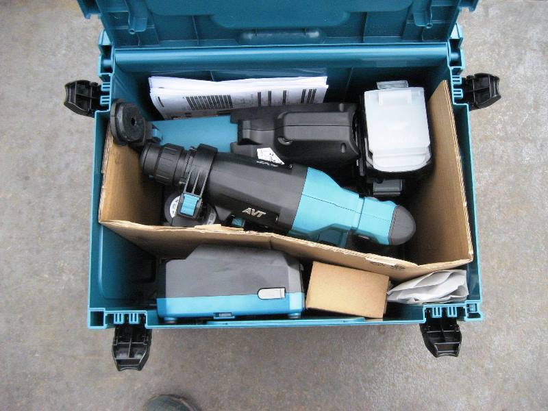 埼玉発 ほぼ未使用品 makita マキタ 28mm 充電式ハンマドリル HR001GRDXV 集じんシステム付 40V バッテリーBL4025×2個＋充電器 程度極上品_画像7