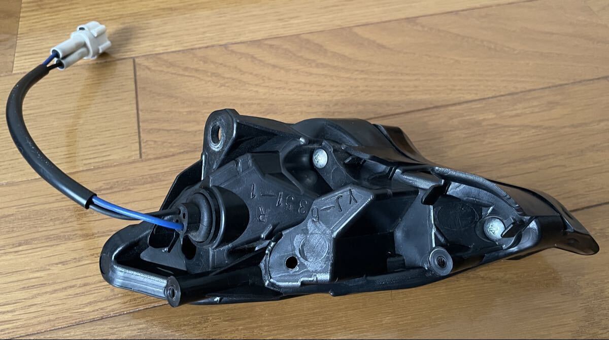 シグナスX 3型　SE44J ポジションライト　 スモーク　左右セット　LED ヤマハ　_画像6