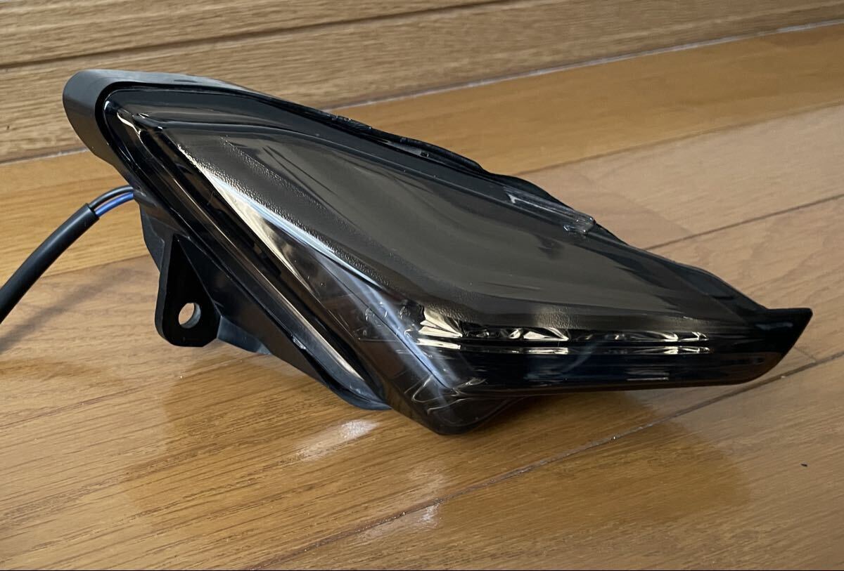 シグナスX 3型　SE44J ポジションライト　 スモーク　左右セット　LED ヤマハ　_画像5