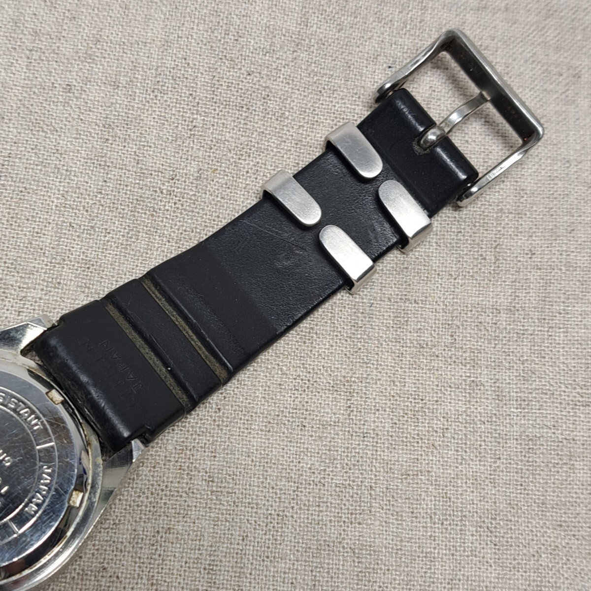 EK3019 CITIZEN 4-212461-Y クリストロン 150m ダイバー デイデイト 腕時計 クォーツ 不動 メンズ_画像10