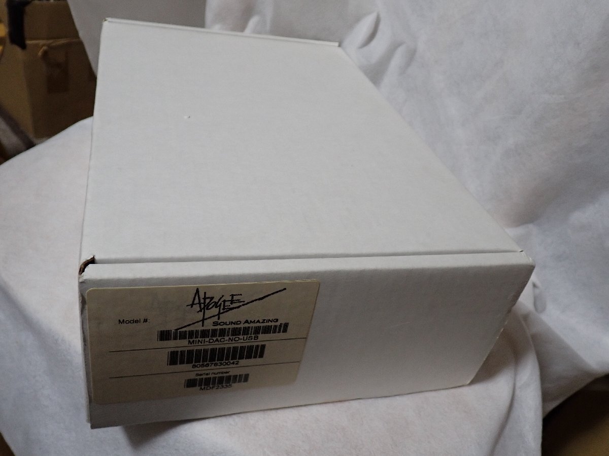 ブラックフライディ■２チャンネル２４ビット/１９２ＫＨＺ　APOGＥE社のＤ／ＡコンバターMini-DAC■美品１台動作品元箱付き。送料無料_画像8