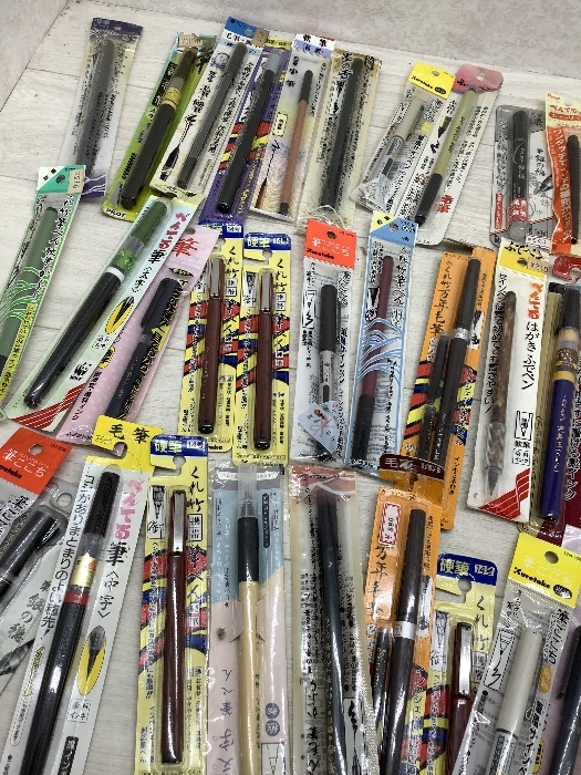 U11 筆ペン サインペン まとめて 大量 呉竹 ぺんてる KOKUYOなど 未使用保管品 デッドストック 現状品_画像7