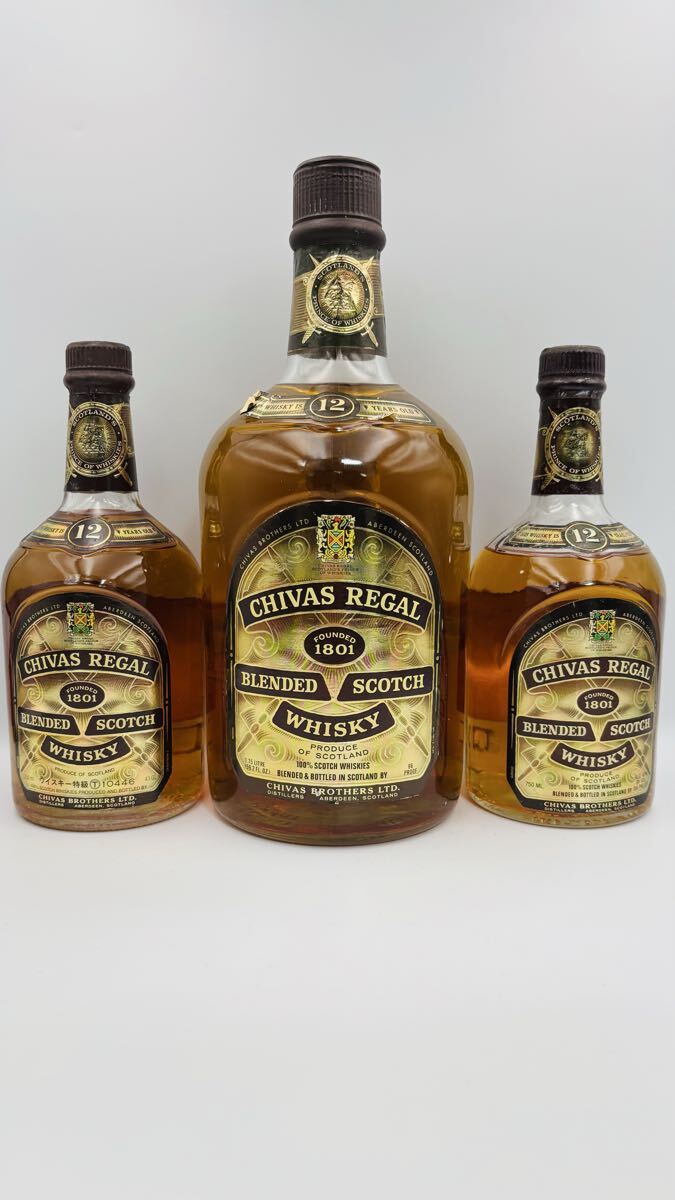 未開栓 CHIVAS REGAL シーバスリーガル 12年 古酒 700-1750ml 43% 3本セット まとめ売り D72-74_画像1