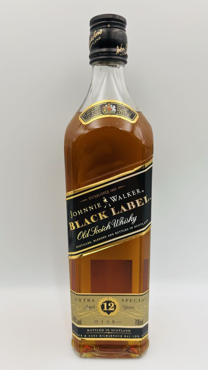 未開栓 JOHNNIE WALKER ジョニーウォーカー ブラックラベル 12年 700ml 40% 黒キャップ D85_画像1