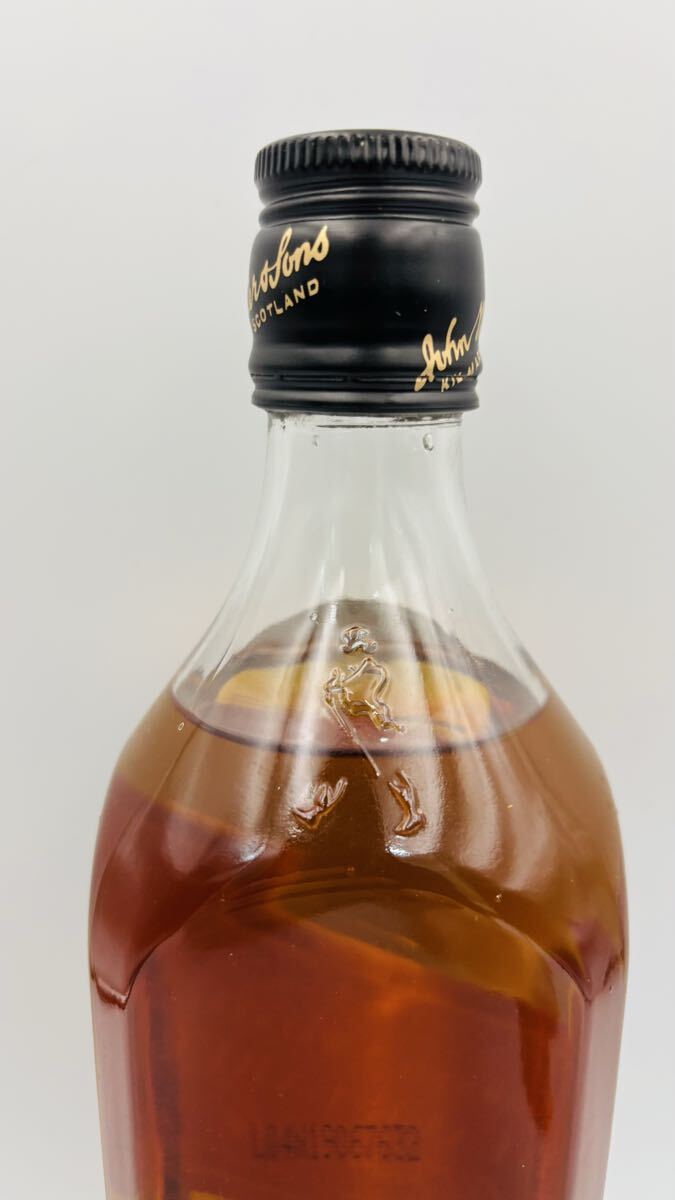 未開栓 JOHNNIE WALKER ジョニーウォーカー ブラックラベル 12年 700ml 40% 黒キャップ D85_画像5