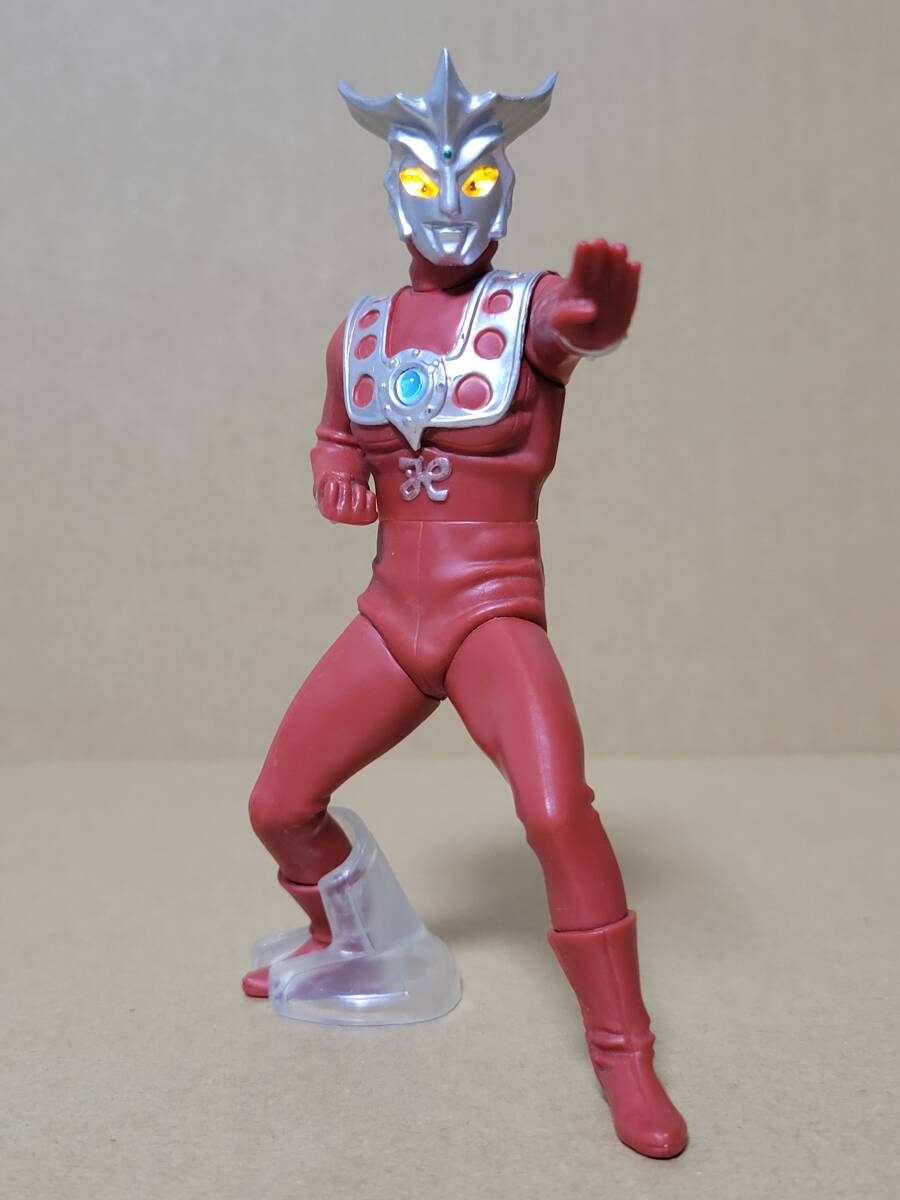 ウルトラマン　アルティメットルミナス　ウルトラマンレオ　ルミナスユニット付_画像1