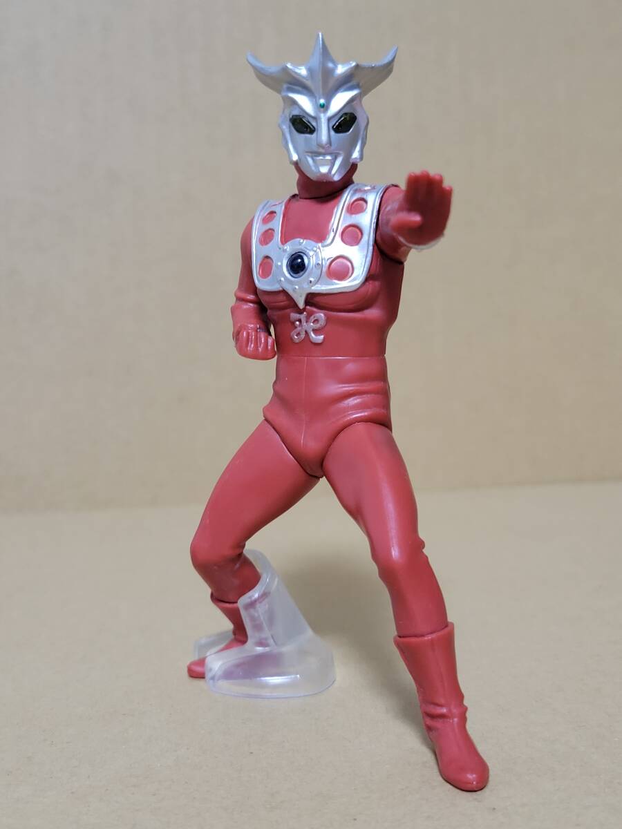 ウルトラマン　アルティメットルミナス　ウルトラマンレオ　ルミナスユニット付_画像2