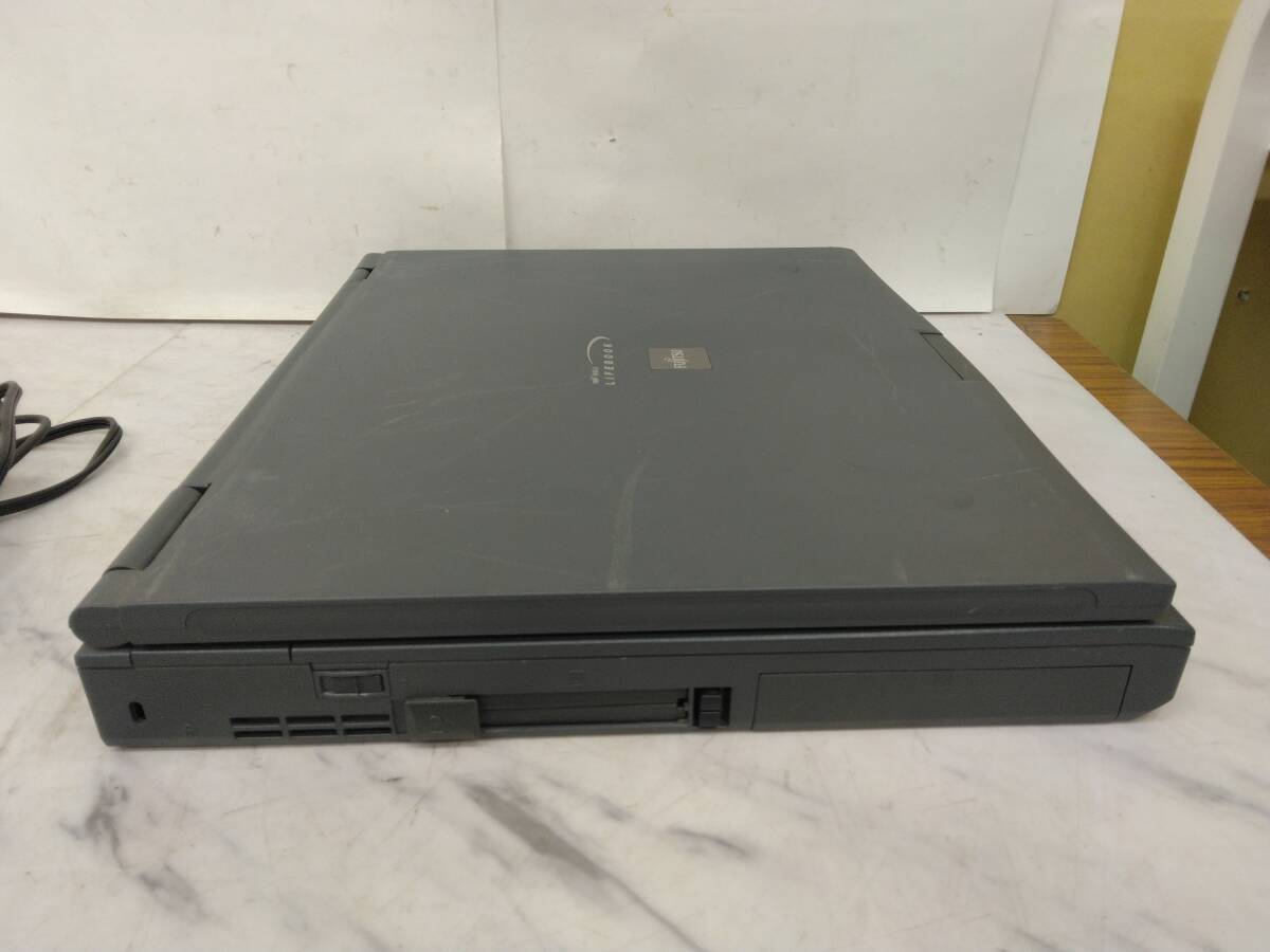 L324☆30 ジャンク　FUJITSU FMV-BIBLO LIFEBOOK FMV-645NU6C/W FMV6NUGWC6　富士通ノートPC　11/26_画像4