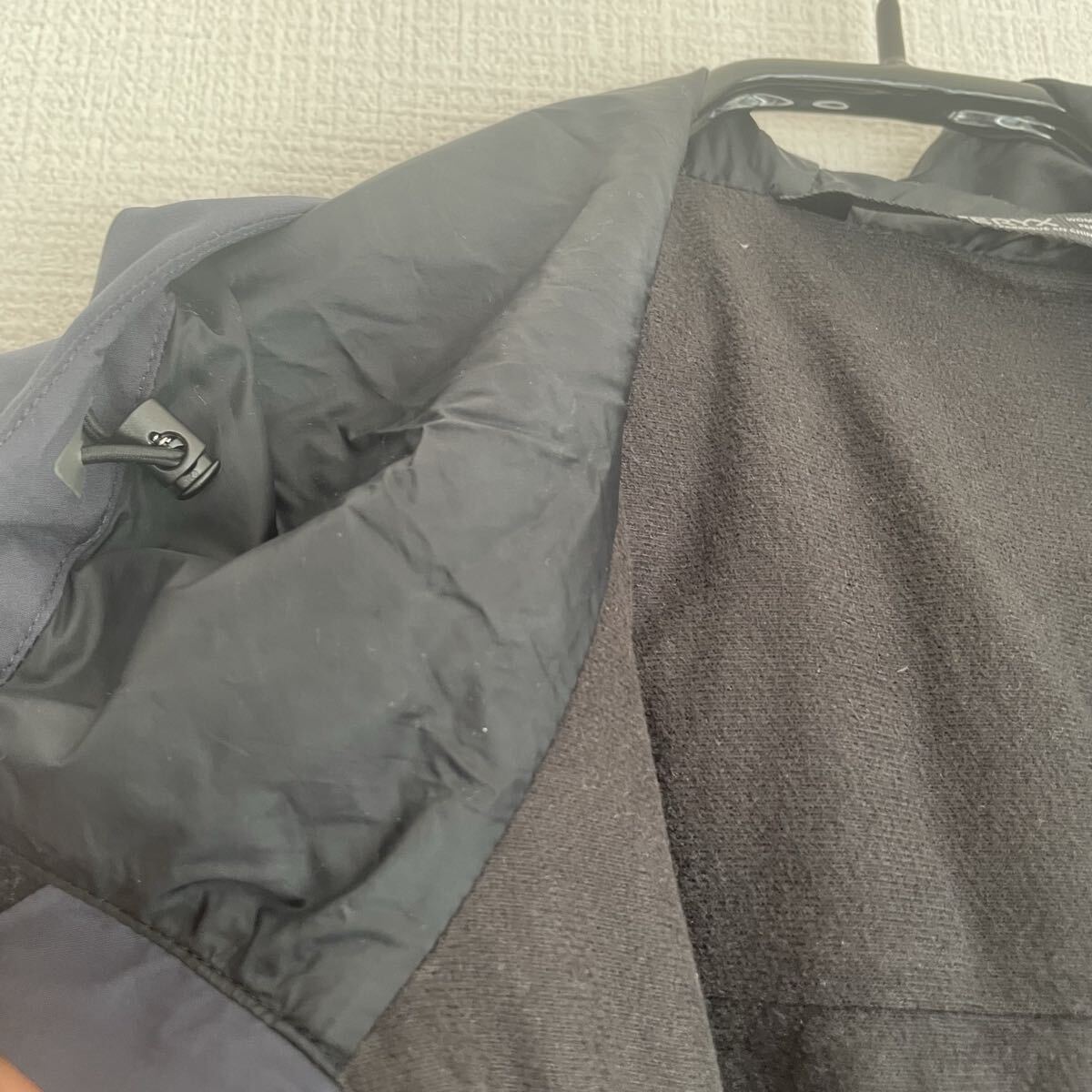 ARC’TERYX アークテリクス フーディ HOODY ネイビー　S パーカー　カーディガン　ソフトシェルパーカー　レディース_画像6