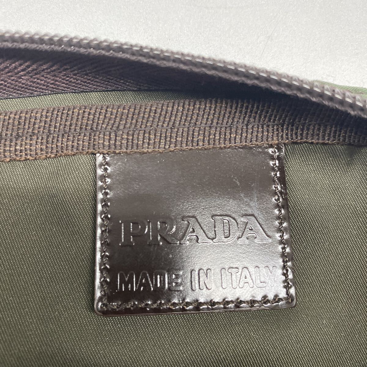 09ys PRADA Prada сумка нейлон бардачок хаки косметичка треугольник Logo мульти- кейс 