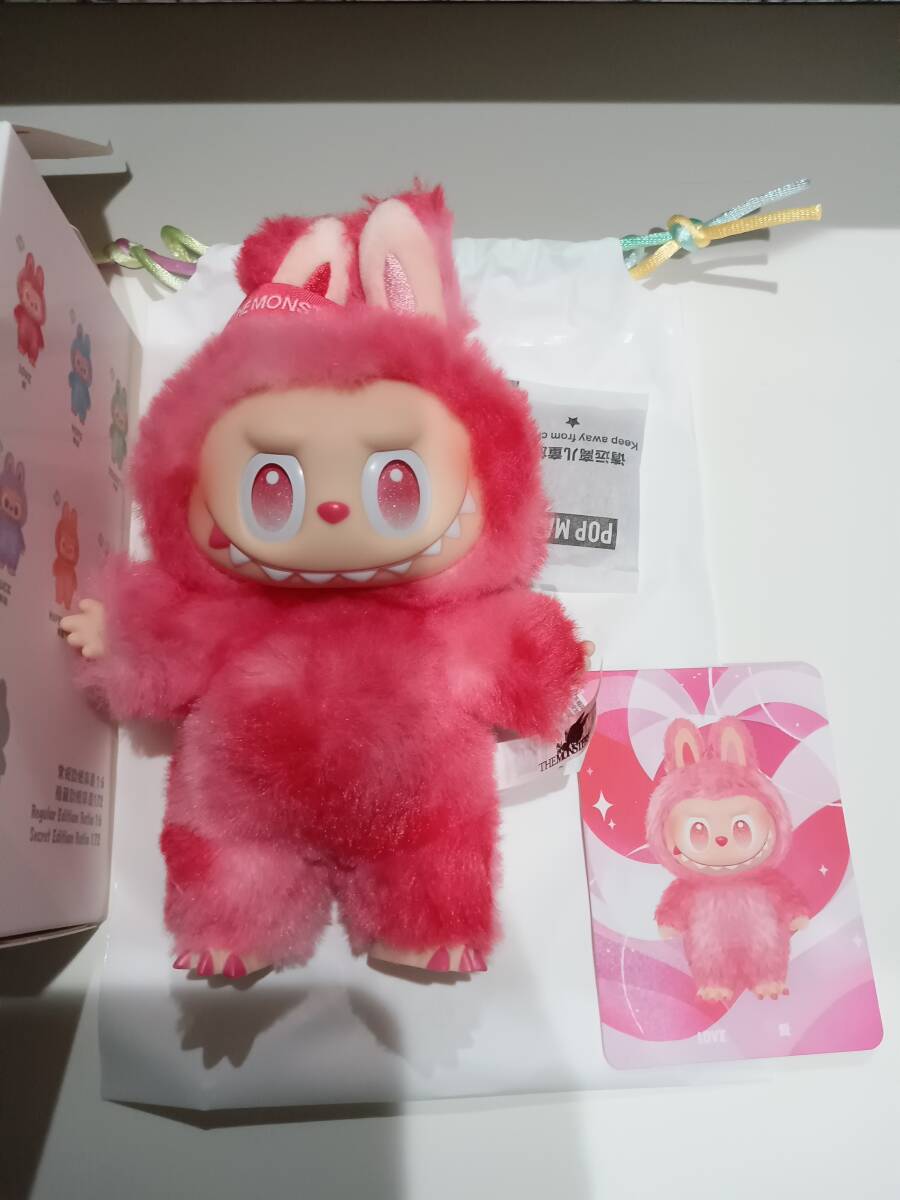 popmart正規品！！LOVE！！THE MONSTERS Big into Energy ラブブ ！！エナジー ぬいぐるみ ペンダントlabubu！！_画像2