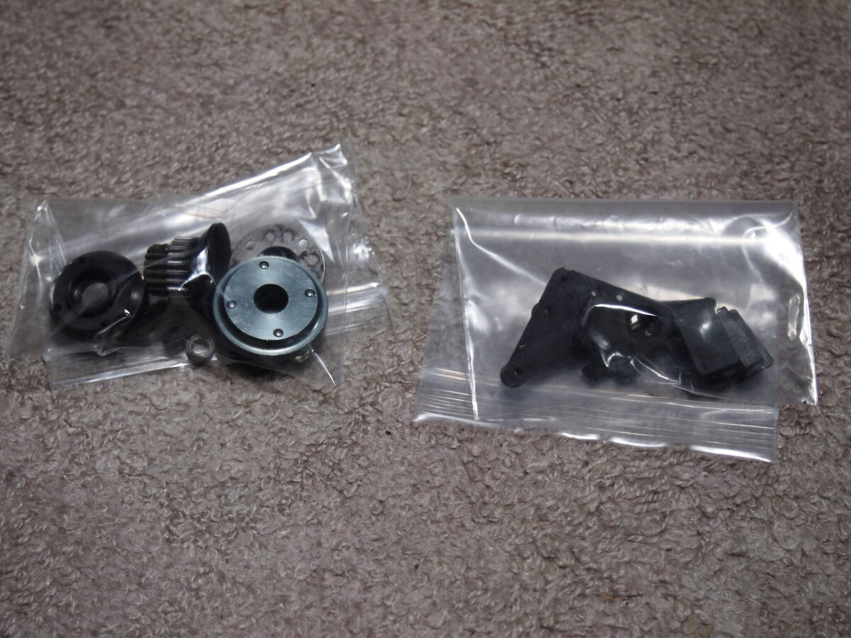 無限精機 MTX-4 1/10GPツーリング フロントワンウェイデフ仕様 オプション装着車 MUGEN 中古品_画像10