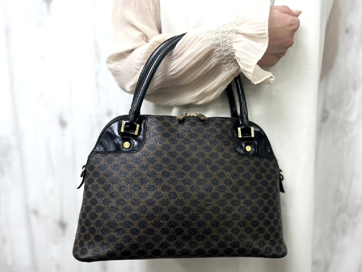 美品 CELINE セリーヌ ヴィンテージ マカダム柄 ハンドバッグ バッグ PVC×レザー 茶×黒 92470_画像1