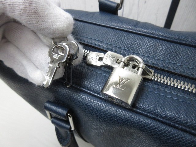 極美品 LOUIS VUITTON ルイヴィトン タイガ ポルトドキュマン PDV ブルーオセアン ビジネス バッグ M30639 レザー 青 A4可 メンズ 92165Y_画像8