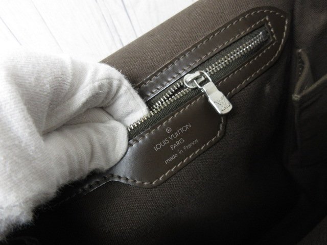  превосходный товар LOUIS VUITTON Louis Vuitton Taiga ya Ran ga Gris zli сумка на плечо сумка M30828 кожа чай мужской 92360