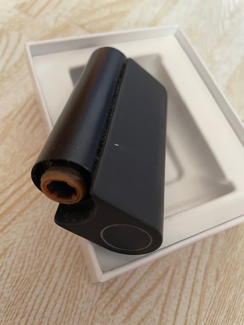 グローハイパープロglo HYPER X2デバイス本体/カートリッジ■メタルブラック黒ケーブル外箱あり中古ジャンク加熱式タバコ電子たばこ*BAT/JT_画像1