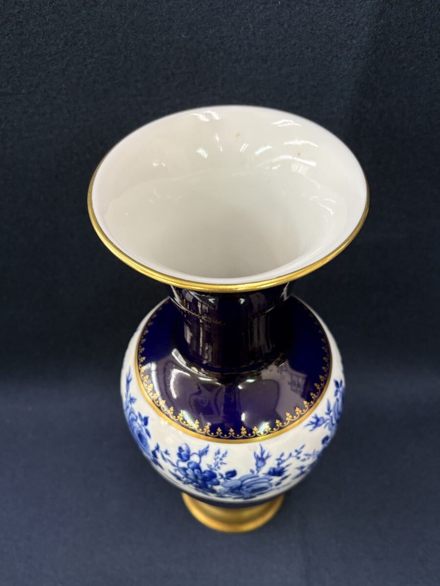 Nov112301 Royal Porzellan ブルーローズ　 フラワーベース 花瓶 置物_画像4